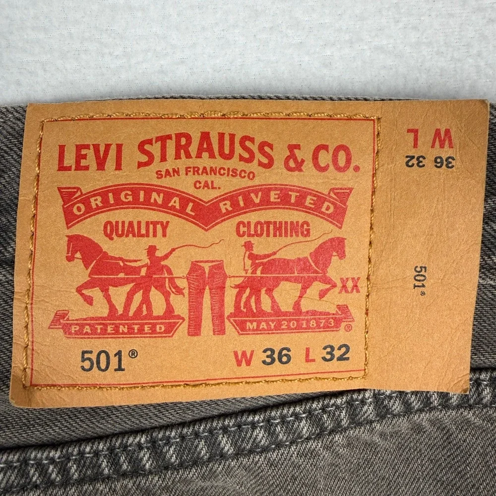Levi's 501 Original Fit Jeans Mens 36x32 Gray Button Fly Straight Leg Denim